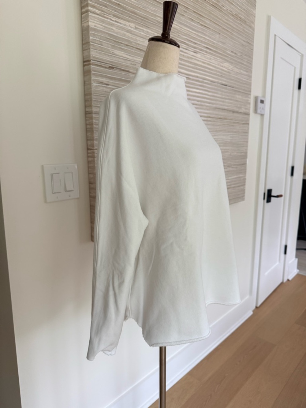 Frank & Eileen EFFIE Long-Sleeve Funnel Neck Capelet size XS - Picture 5 of 9